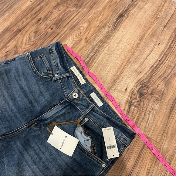 NWT Anthropologie Pilcro Mid Rise Bootcut Embroidered Pom Pom Jeans - Picture 10 of 11